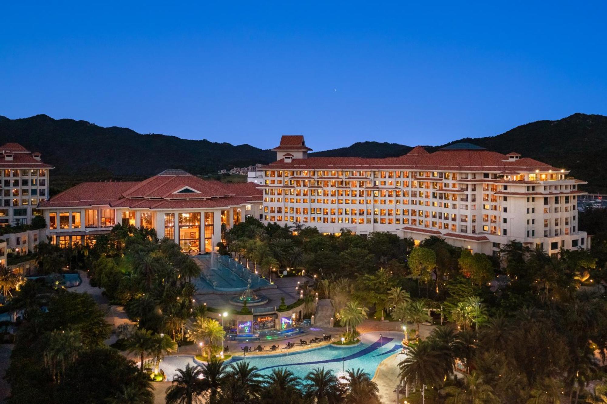 Huidong Regal Palace Resort Екстериор снимка